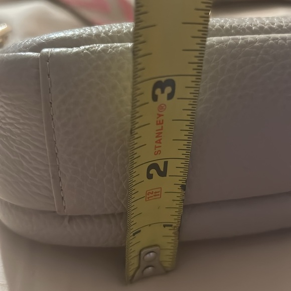 Stone Crossbody Bag with Pink Chevron Strap - Picture 10 of 15